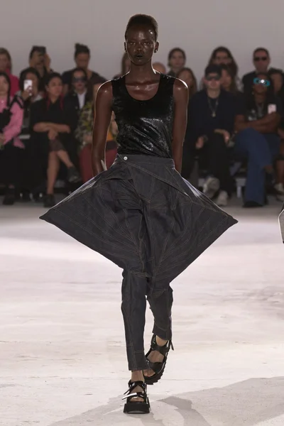 Look 35